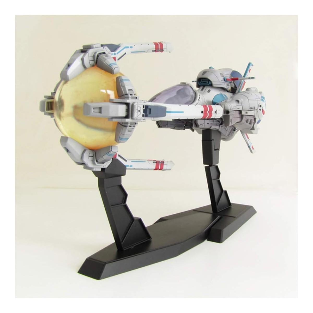 PLUM - Model Kit R9 Arrow-Head 1/100 - R-Type Final - Reedition