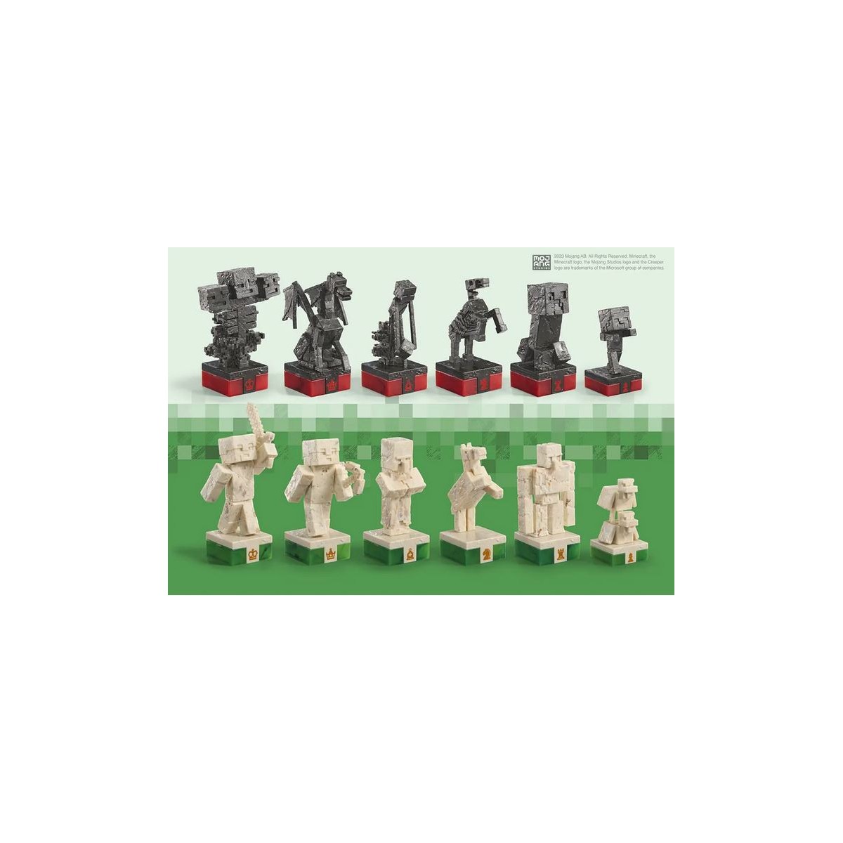 Noble Collection - Surface Heroes VS Monsters chess game - Minecraft