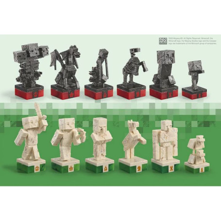 Noble Collection - Surface Heroes VS Monsters chess game - Minecraft