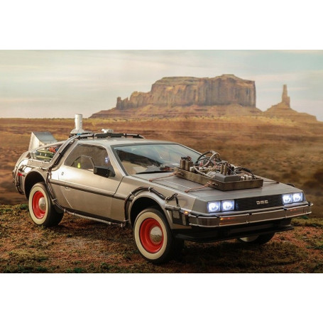 Hot Toys - Back to the Future 3 1/6 Delorean - BTTF3