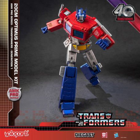 Yolopark - Transformers OPTIMUS PRIME - Generation One AMK PRO Series Model Kit