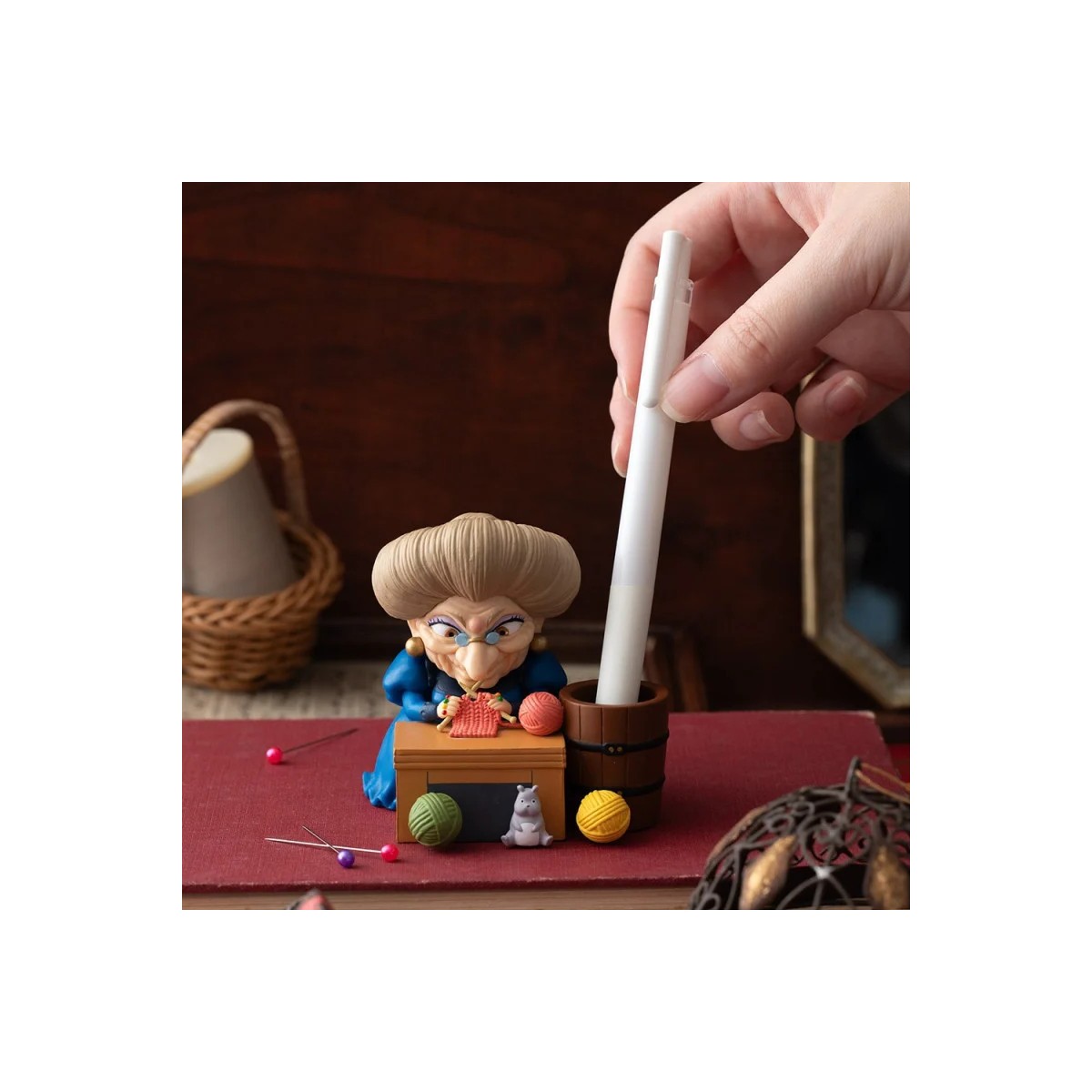 Ensky - Yubaba pencil pot figurine - The Voyage of Chihiro - Maison Ghibli