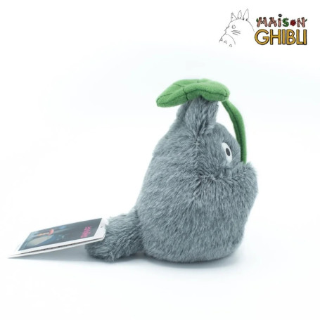 Maison Ghibli Plush Beanbag Totoro Avec Sa Feuille - My Neighbor Totoro