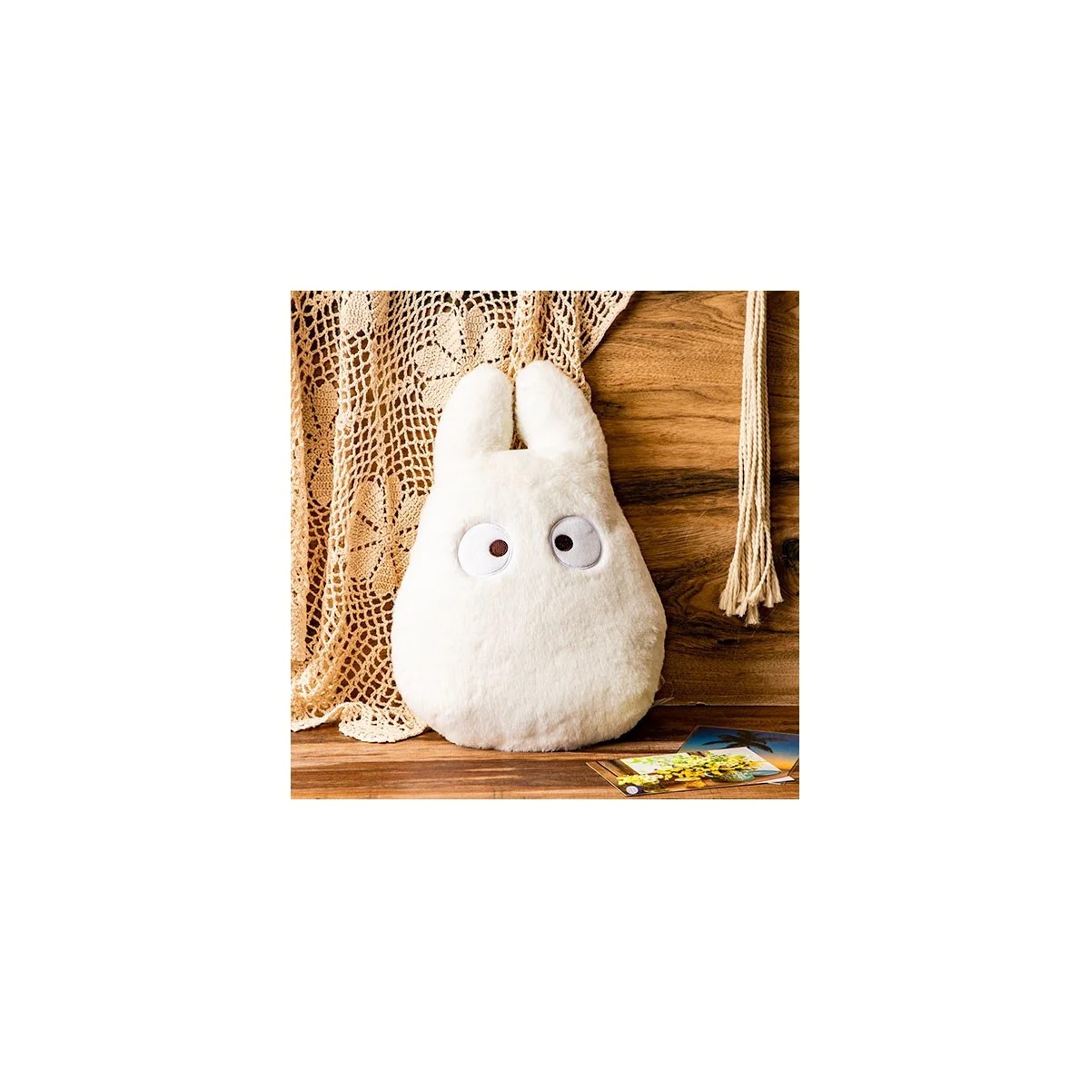 Maison Ghibli Nakayoshi Cushion Totoro White - Mon Voisin Totoro