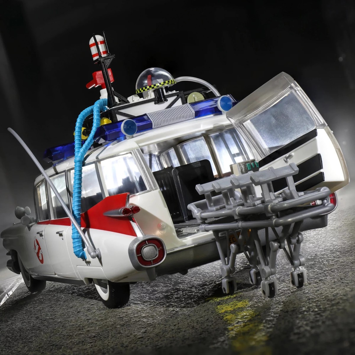 Hasbro - Ghostbusters 1984 - Plasma Series 40th Anniversary ECTO-1 1/15