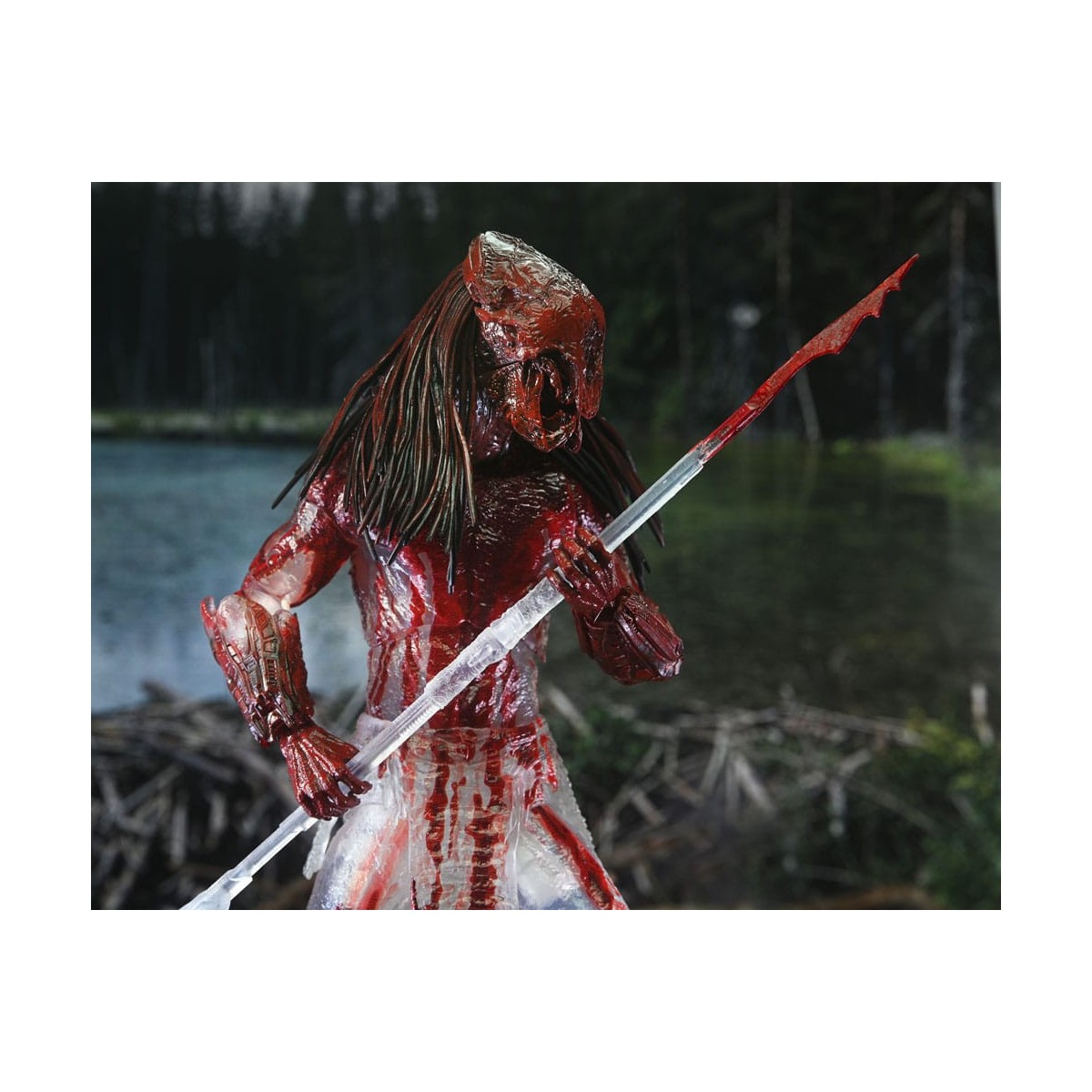 Neca Predator - Ultimate Feral Bear Blood Predator - Prey