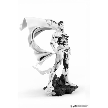 Pure Arts - PX Statuette - Superman Black & White Version 1/8