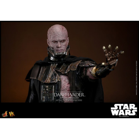 Hot toys Star Wars: Darth Vader Battle Damaged MMS 1/6