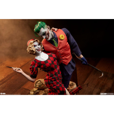Sideshow DC Comics Mythos - The Joker and Harley Quinn: Lawless Love