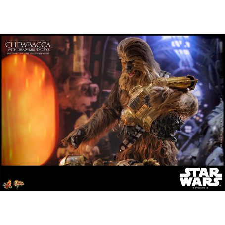 Hot toys Star Wars: Chewbacca with Disassembled C-3PO MMS 1/6 - The Empire Strikes Back