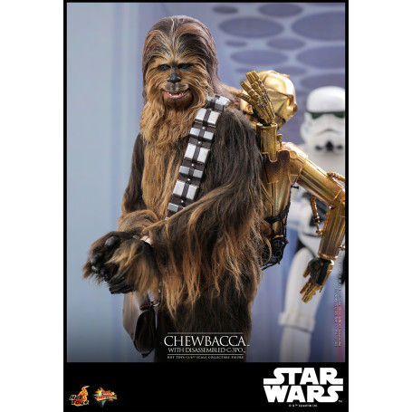 Hot toys Star Wars: Chewbacca with Disassembled C-3PO MMS 1/6 - The Empire Strikes Back
