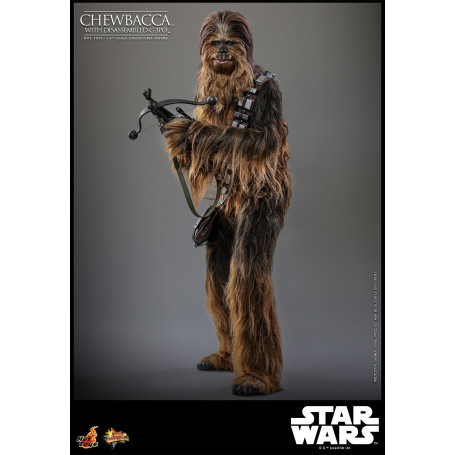 Hot toys Star Wars: Chewbacca with Disassembled C-3PO MMS 1/6 - The Empire Strikes Back