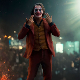Iron Studios DC Comics - Joker (Arthur Fleck) Deluxe Arts Scale 1/10
