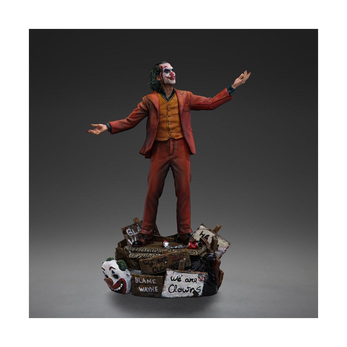 Iron Studios DC Comics - Joker (Arthur Fleck) Deluxe Arts Scale 1/10
