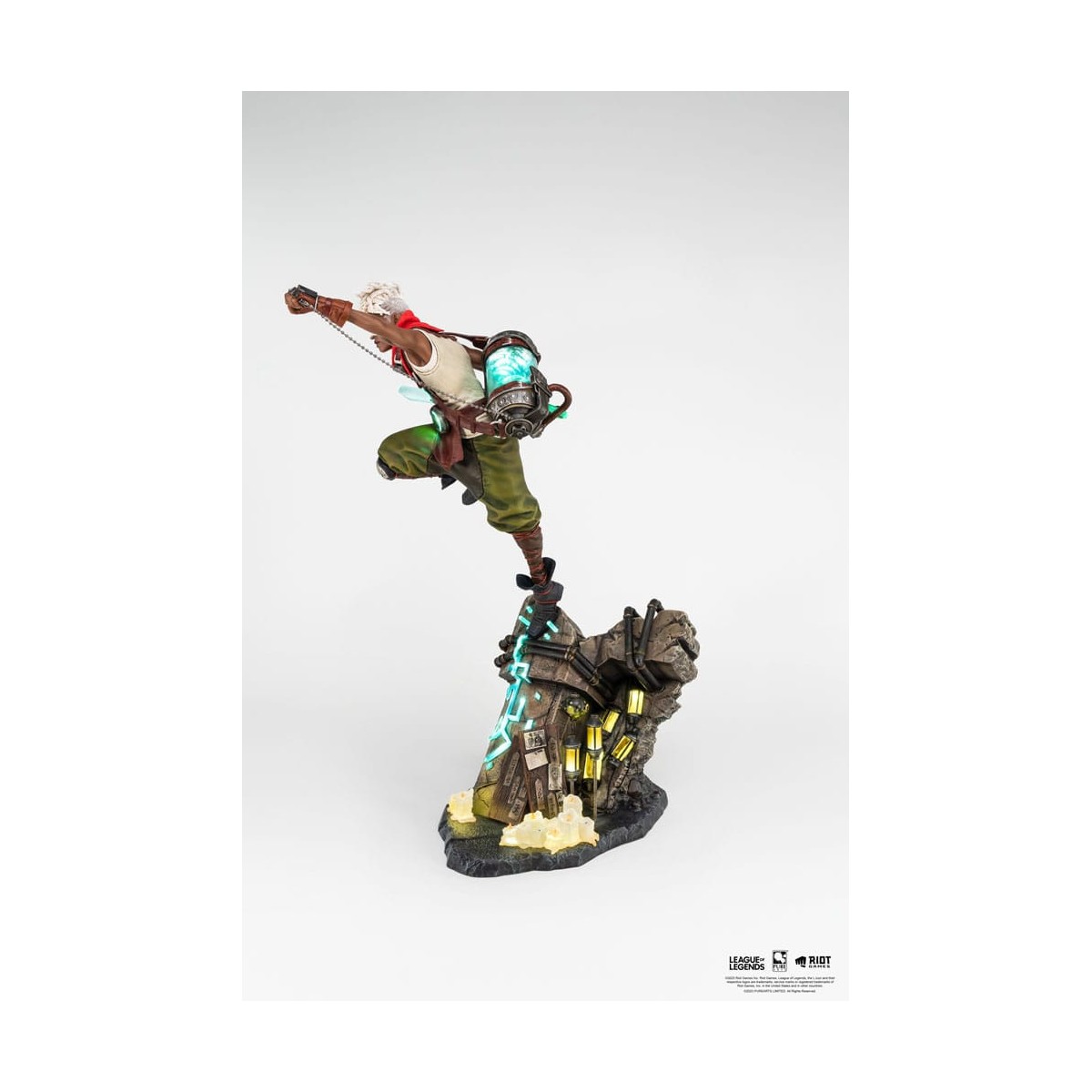 Pure Arts - League of Legends Ekko 1/4 Scale Statue
