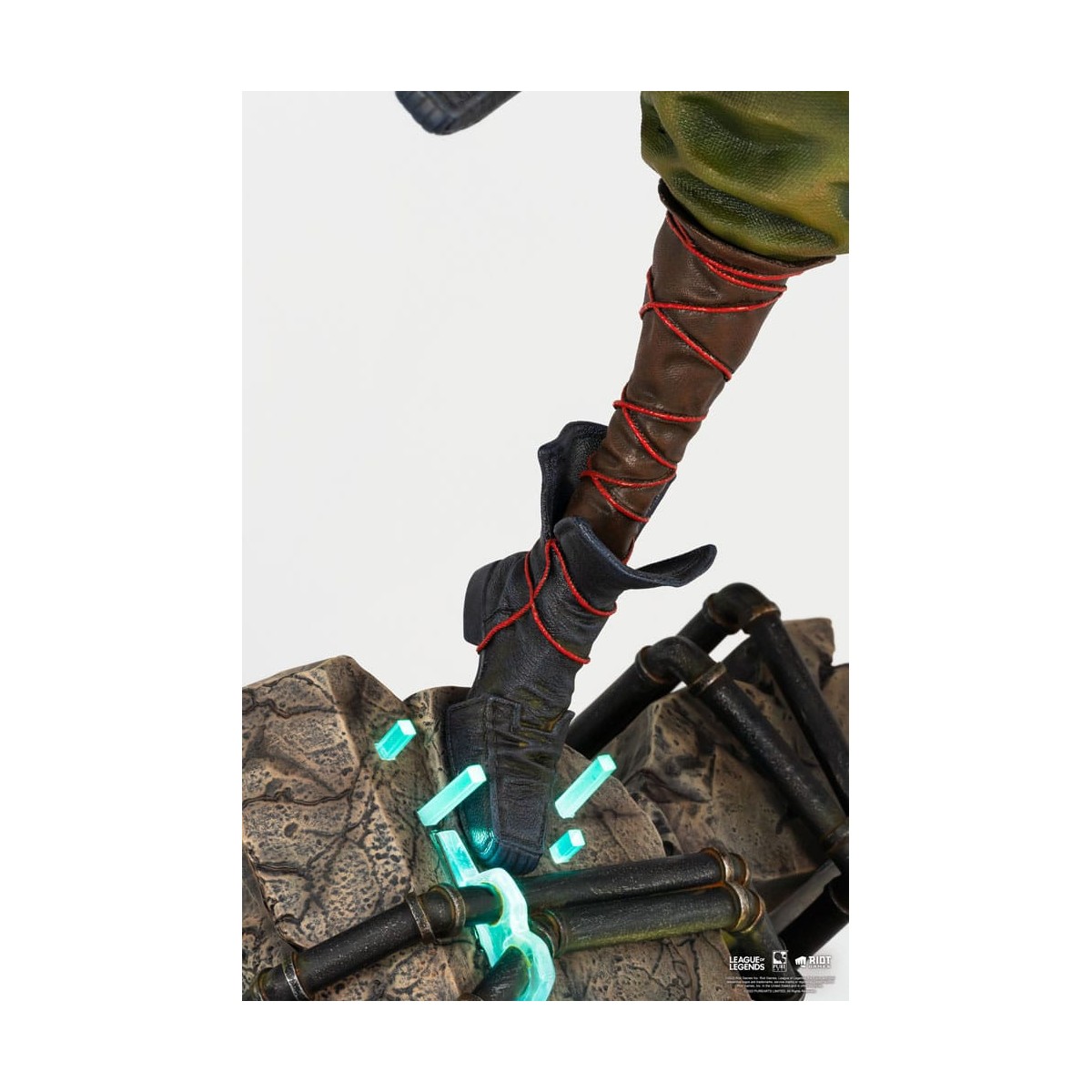 Pure Arts - League of Legends Ekko 1/4 Scale Statue