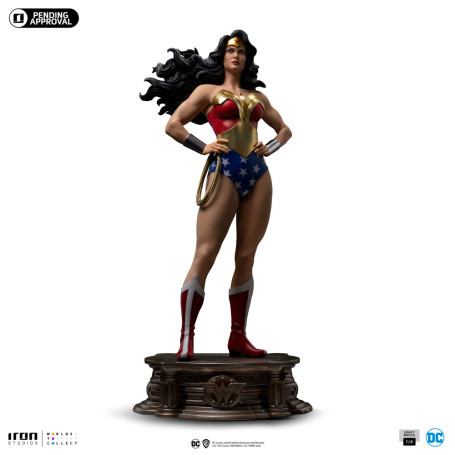 Iron Studios DC Comics - WONDER WOMAN DC TRINITY - Legacy Replica 1/4