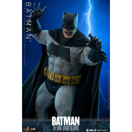 Hot Toys - BATMAN - Batman: The Dark Knight Returns Comic Masterpiece 1/6
