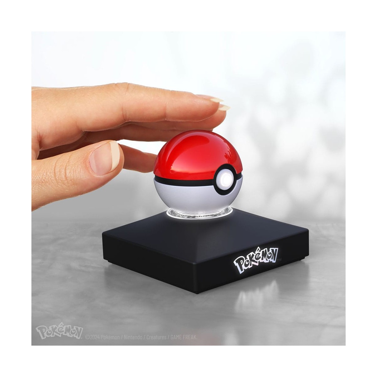 Wand Company - Pokémon Diecast replica - Mini Pokeball