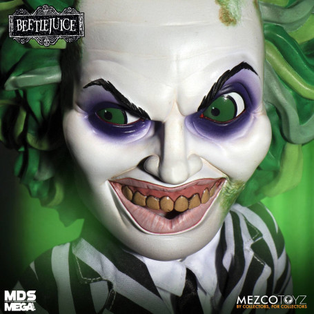 Mezco MDS Mega Scale - Beetlejuice
