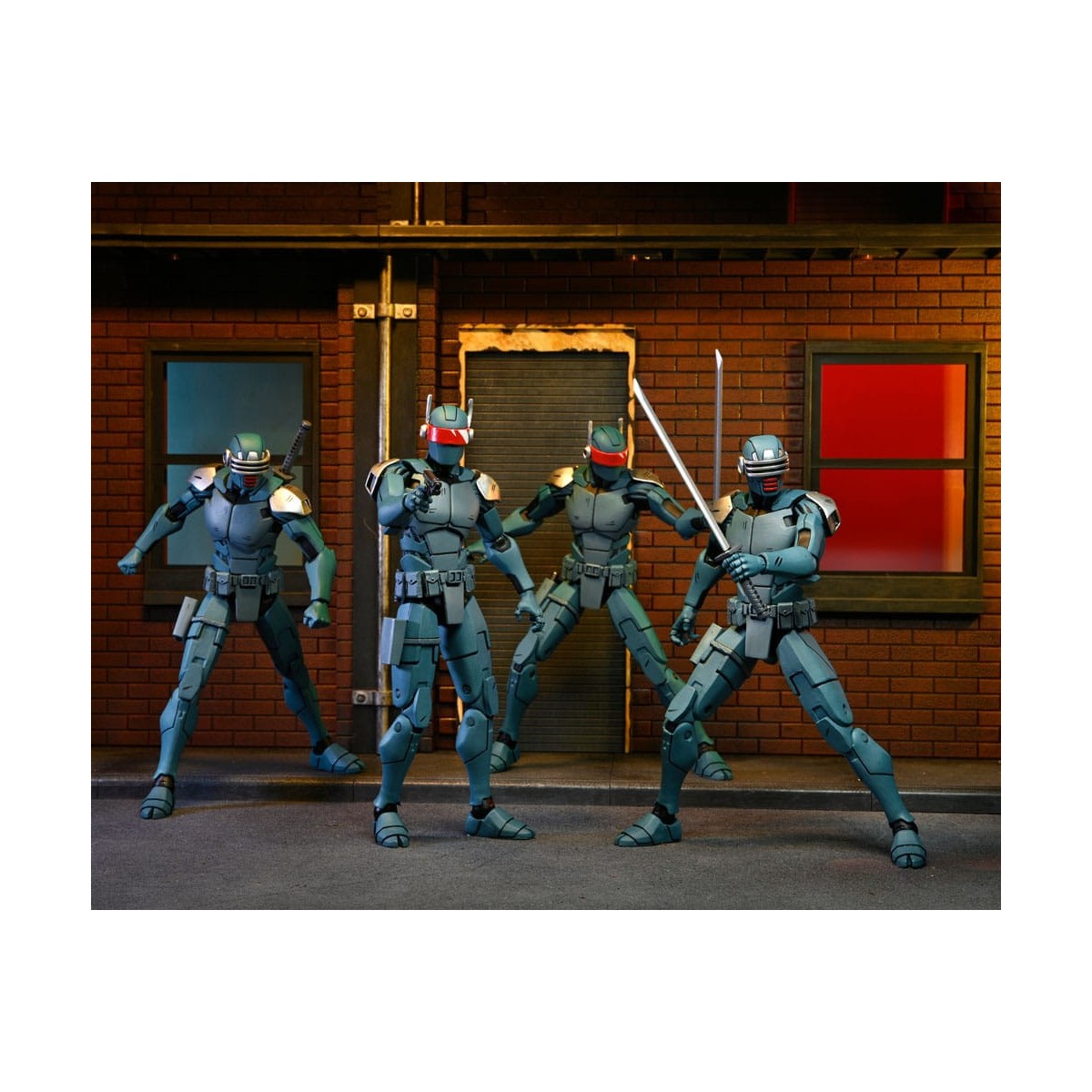 NECA - IDW Comics - Ultimate SYNJA PATROL BOT - The Last Ronin - TMNT - Teenage Mutant Ninja Turtles