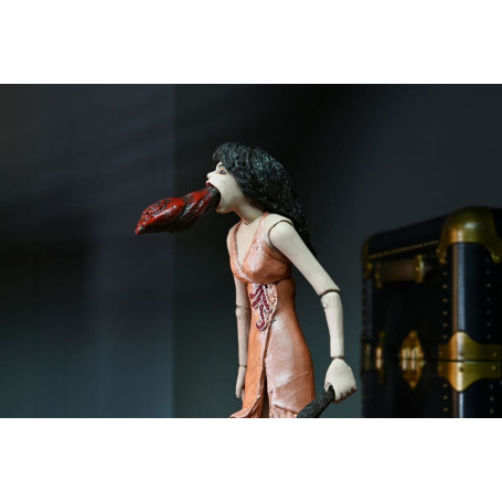 Neca - Puppet Master - Toulon's Puppet Case & Leech Woman