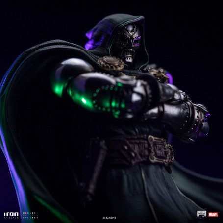 Iron Studios Marvel - DR. Doom 1/10 BDS Art Scale - Infinity Gauntlet Diorama