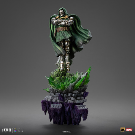 Iron Studios Marvel - DR. Doom 1/10 Deluxe Art Scale - Infinity Gauntlet Diorama