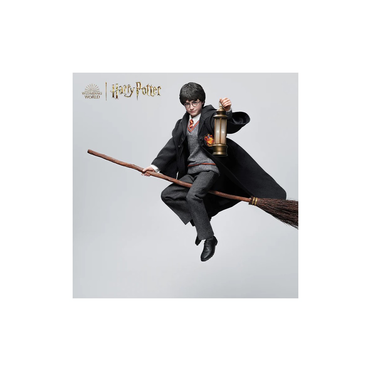INART - Harry Potter 1/6 Scale Collectible Figure - Standard Version