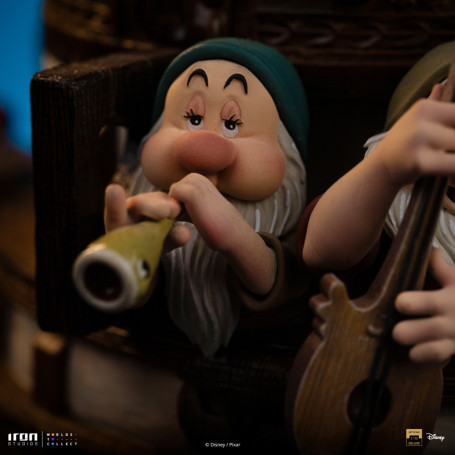 Iron Studios Disney Classics - Snow White and the Seven Dwarves Deluxe Art Scale 1/10
