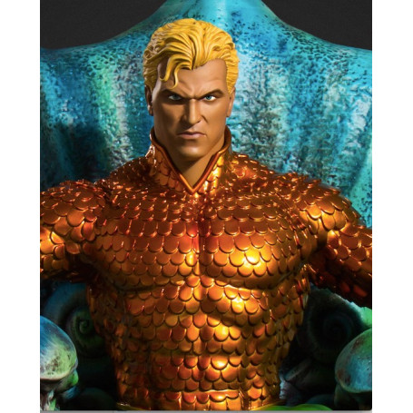 Imaginarium DC Statue Aquaman sur son trone 1/2