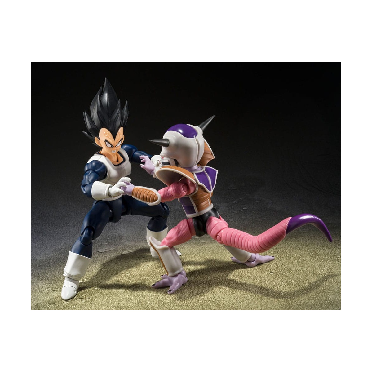 Bandai Tamashii - Dragon Ball Z - VEGETA Old Battle Clothes - SHF SHFiguarts