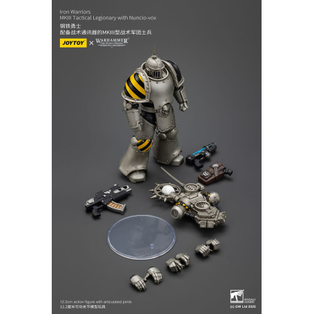 Joytoy - Warhammer - Iron Warriors Mk III Tactical Squad - Mk III Tactical Legionary with Nuncio-vox
