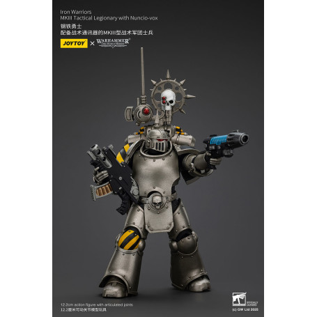 Joytoy - Warhammer - Iron Warriors Mk III Tactical Squad - Mk III Tactical Legionary with Nuncio-vox