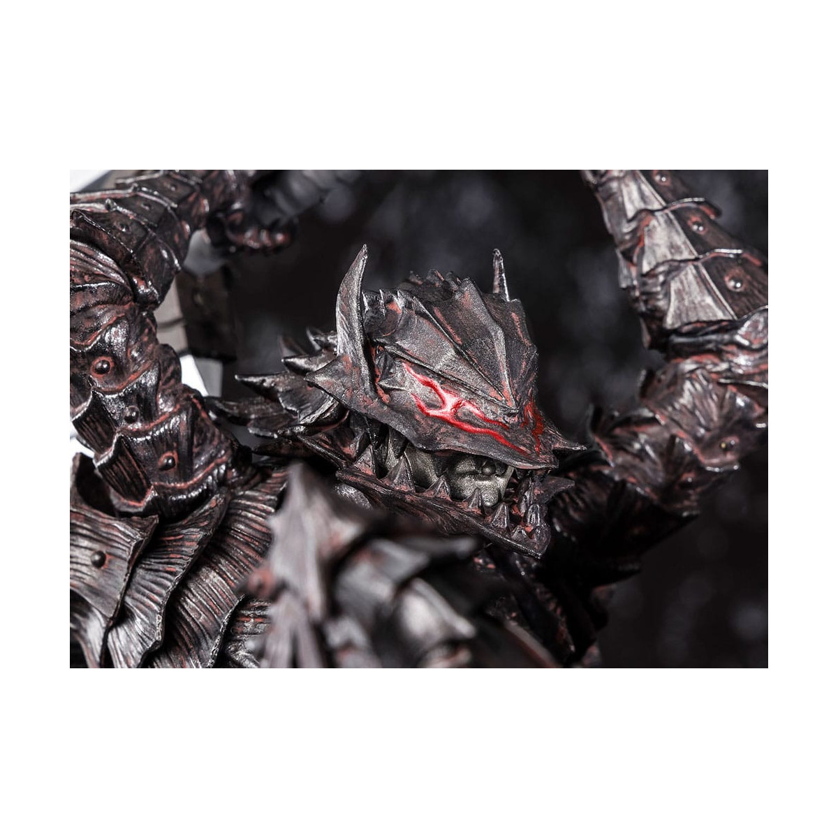 Bandai Tamashii - Guts Berserker Armor - Figuarts Zero Metal Touch - Berserk