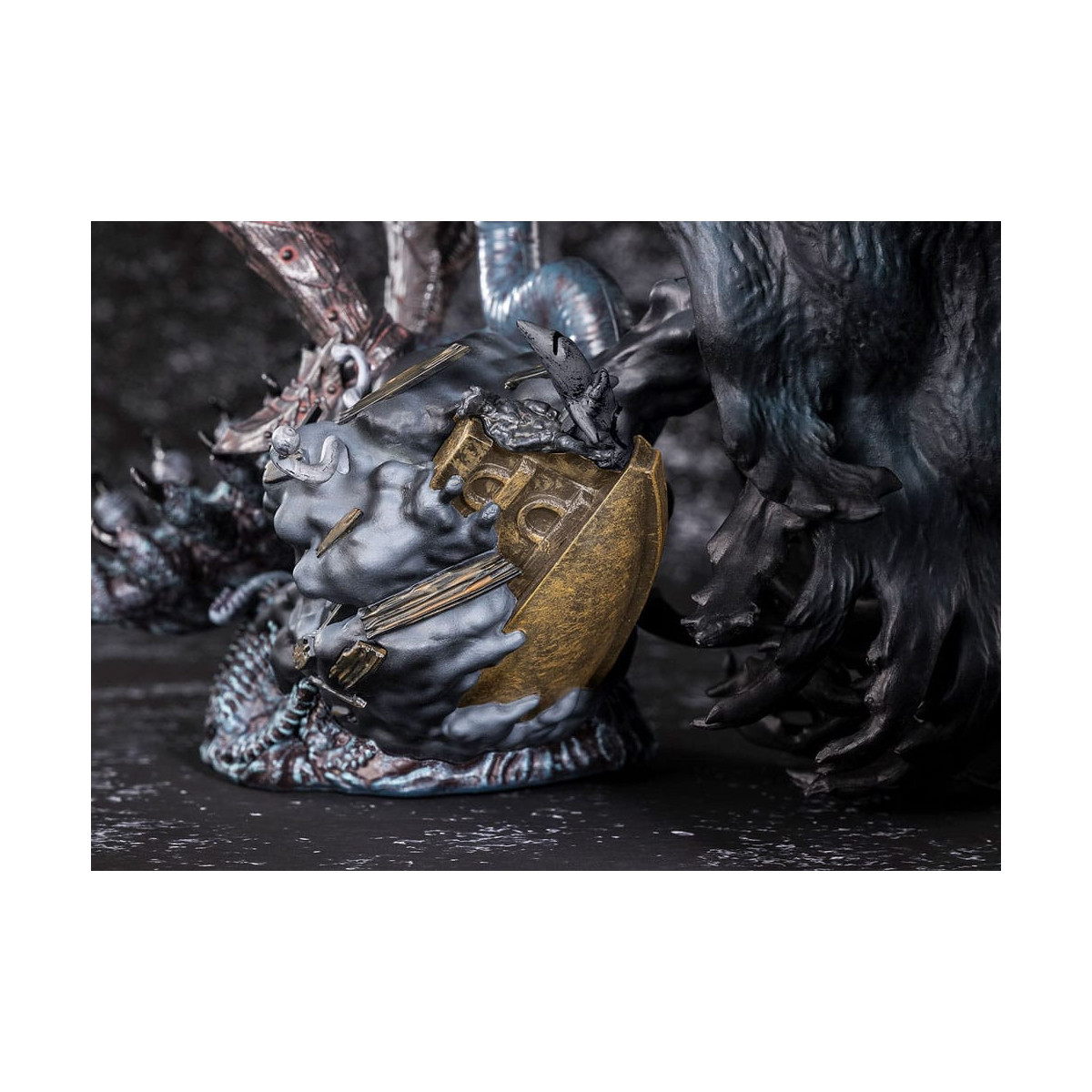 Bandai Tamashii - Guts Berserker Armor - Figuarts Zero Metal Touch - Berserk