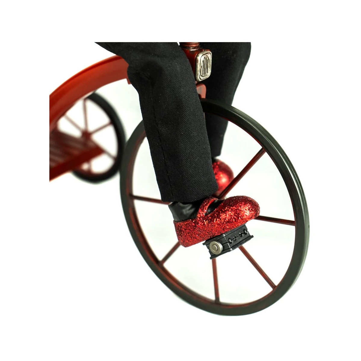 Trick or Treat Studios SAW - Billy the Puppet with Tricycle 1/6