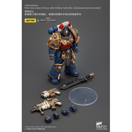 JoyToy - Space Marines II - Ultramarines Relic Secundus Armour with Artificer Bolt Rifle Chainsword and Bolt Pistol 1/18