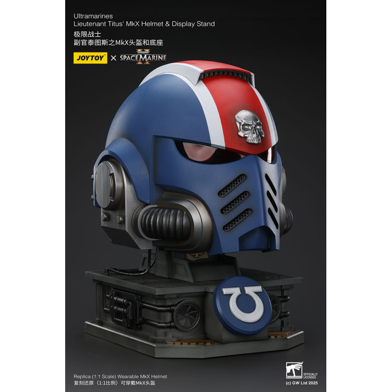 JoyToy - Space Marines II - Ultramarines Lieutenant Titus' MkX Helmet display-stand-11