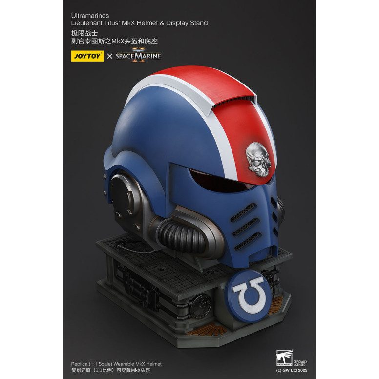 JoyToy - Space Marines II - Ultramarines Lieutenant Titus' MkX Helmet display-stand-11
