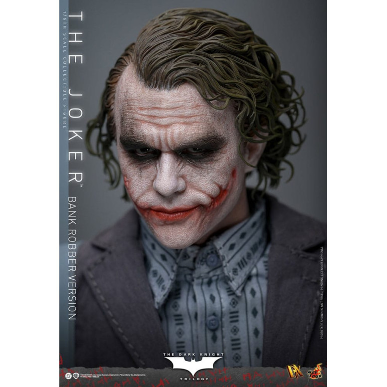Hot Toys - The Dark Knight - The Joker (Bank Robber Version) MMS 1/6