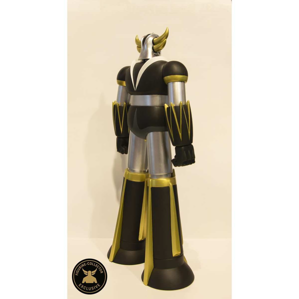 HL Pro - Goldorak Black & Gold Exclusive Figurine-Collector - Jumbo Machinder - Shogun Warrior Ufo Robot Grendizer