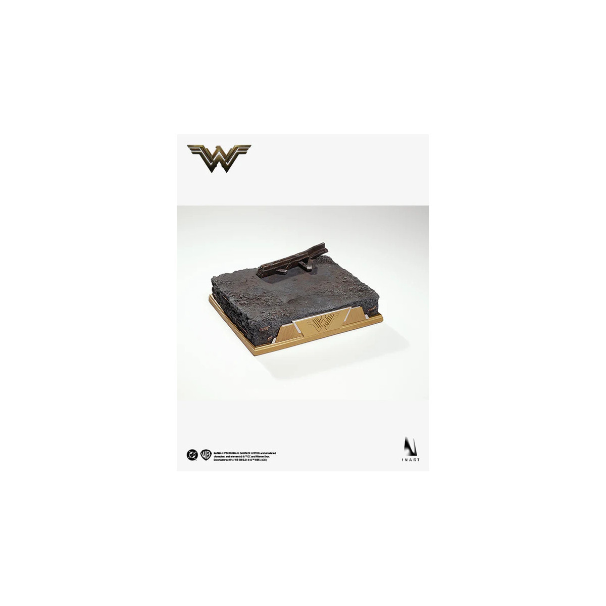 INART - Wonder Woman 1/6 Scale Collectible Figure - Batman vs Superman