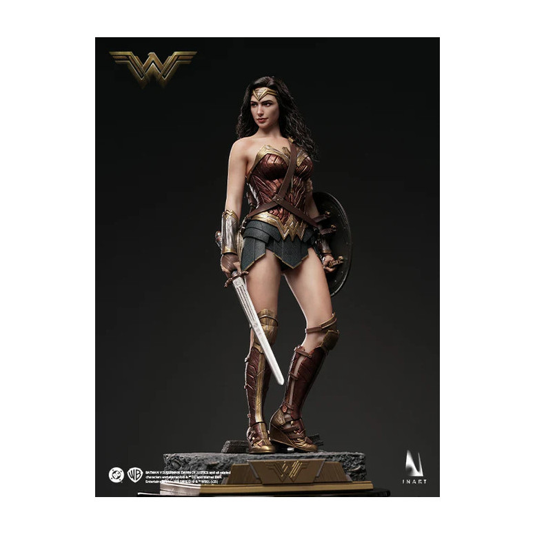 INART - Wonder Woman 1/6 Scale Collectible Figure - Batman vs Superman