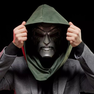 Hasbro - Replique Casque Dr Doom 1/1 - Marvel Legends Helmet