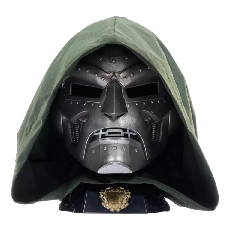 Hasbro - Replique Casque Dr Doom 1/1 - Marvel Legends Helmet
