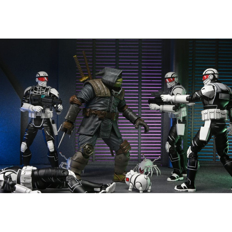 NECA - IDW Comics - Synja Commando with Mousers - The Last Ronin - TMNT