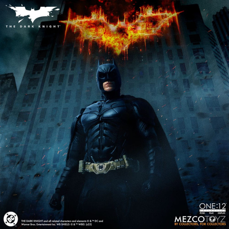 Mezco One 12 - The Dark Knight - BATMAN - DC Comics
