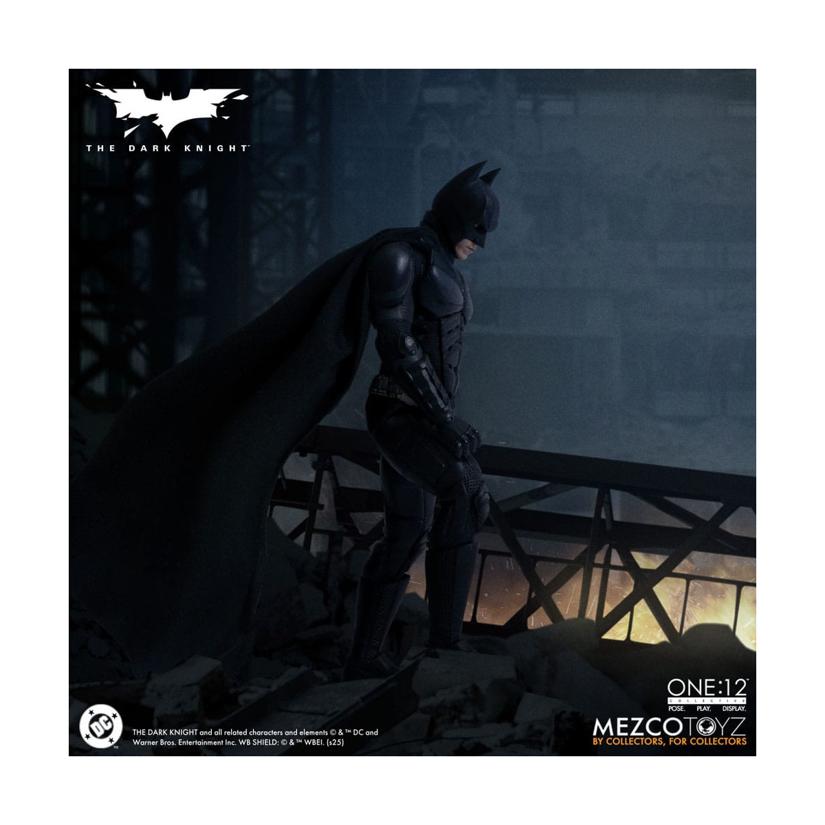 Mezco One 12 - The Dark Knight - BATMAN - DC Comics