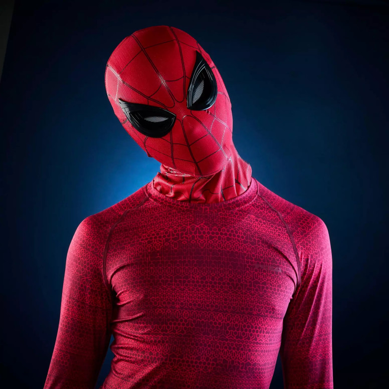 Hasbro - Spider-Man 1/1 electronic expressive mask - Marvel Legends Series